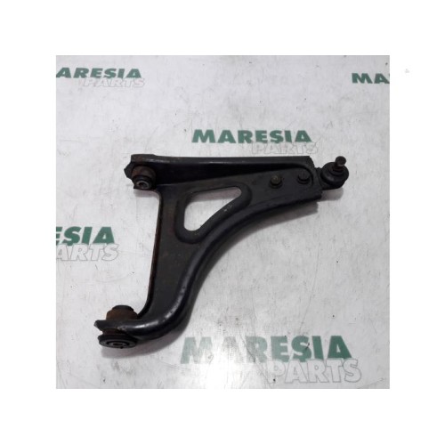 Renault - Twingo - Front lower wishbone, right