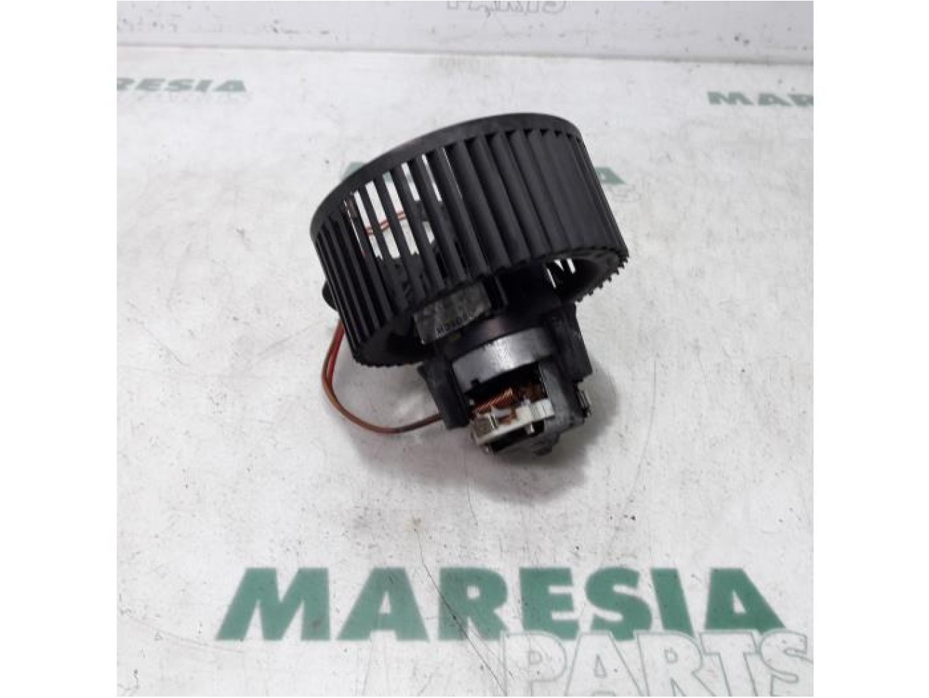 Renault - Twingo - Heating and ventilation fan motor