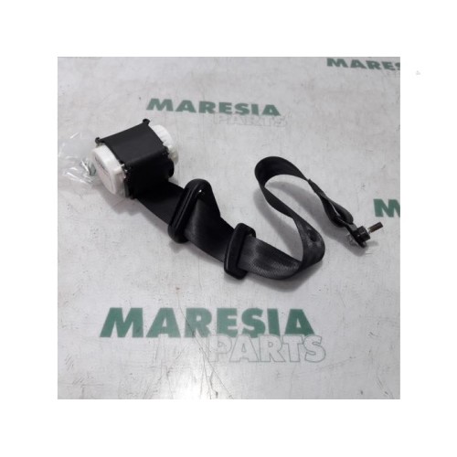 Fiat - 500 - Rear seatbelt, right