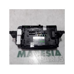 Renault - Megane - Navigation Display