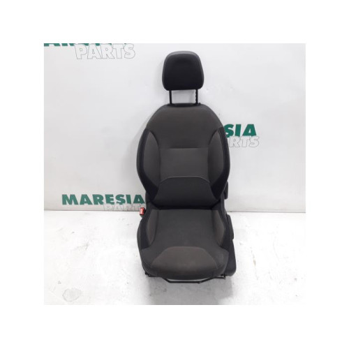 Citroen - C3 - Seat, left