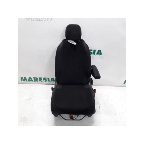 Citroen - C4 Picasso - Seat, right