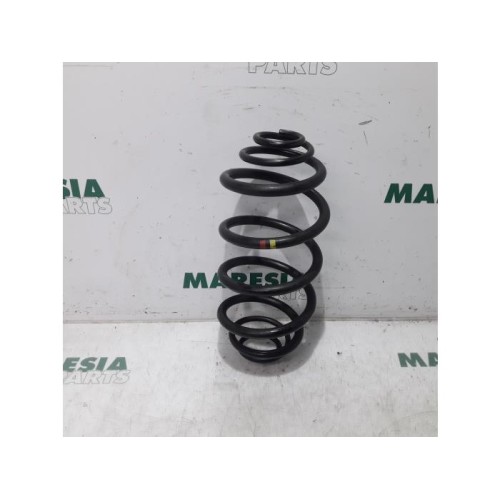 Renault - Kangoo - Rear coil spring