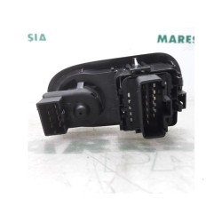 Renault - Kangoo - Multi-functional window switch