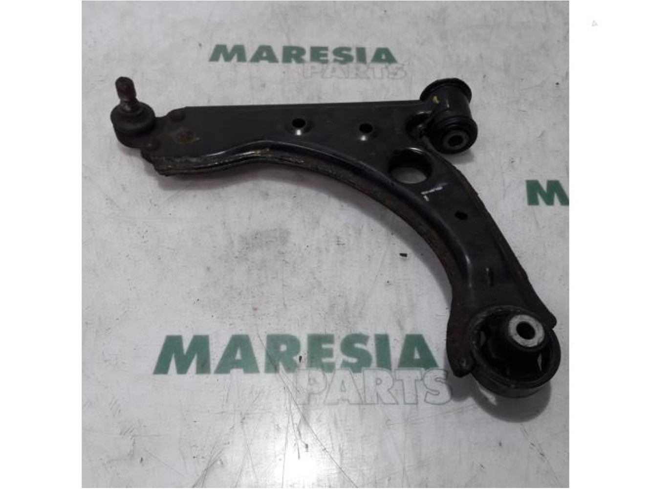 Fiat - Bravo - Front lower wishbone, left