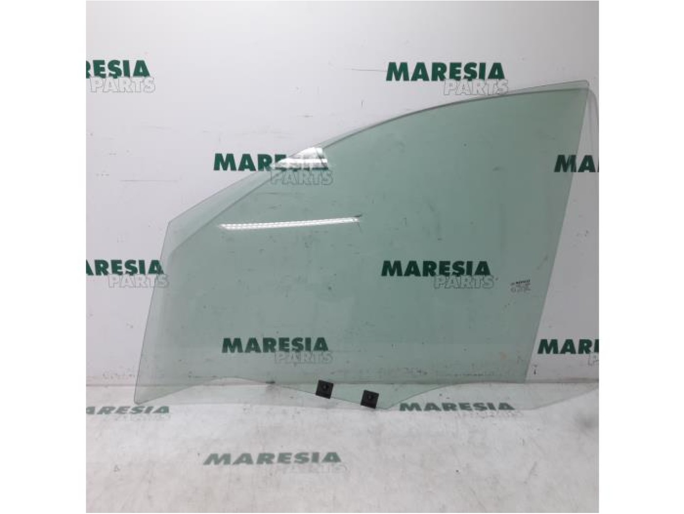 Renault - Clio - Door window 4-door, front left