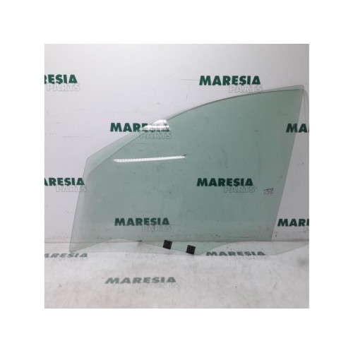 Renault - Clio - Door window 4-door, front left