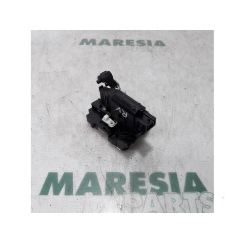 Dacia - Lodgy - Front door lock mechanism 4-door, right
