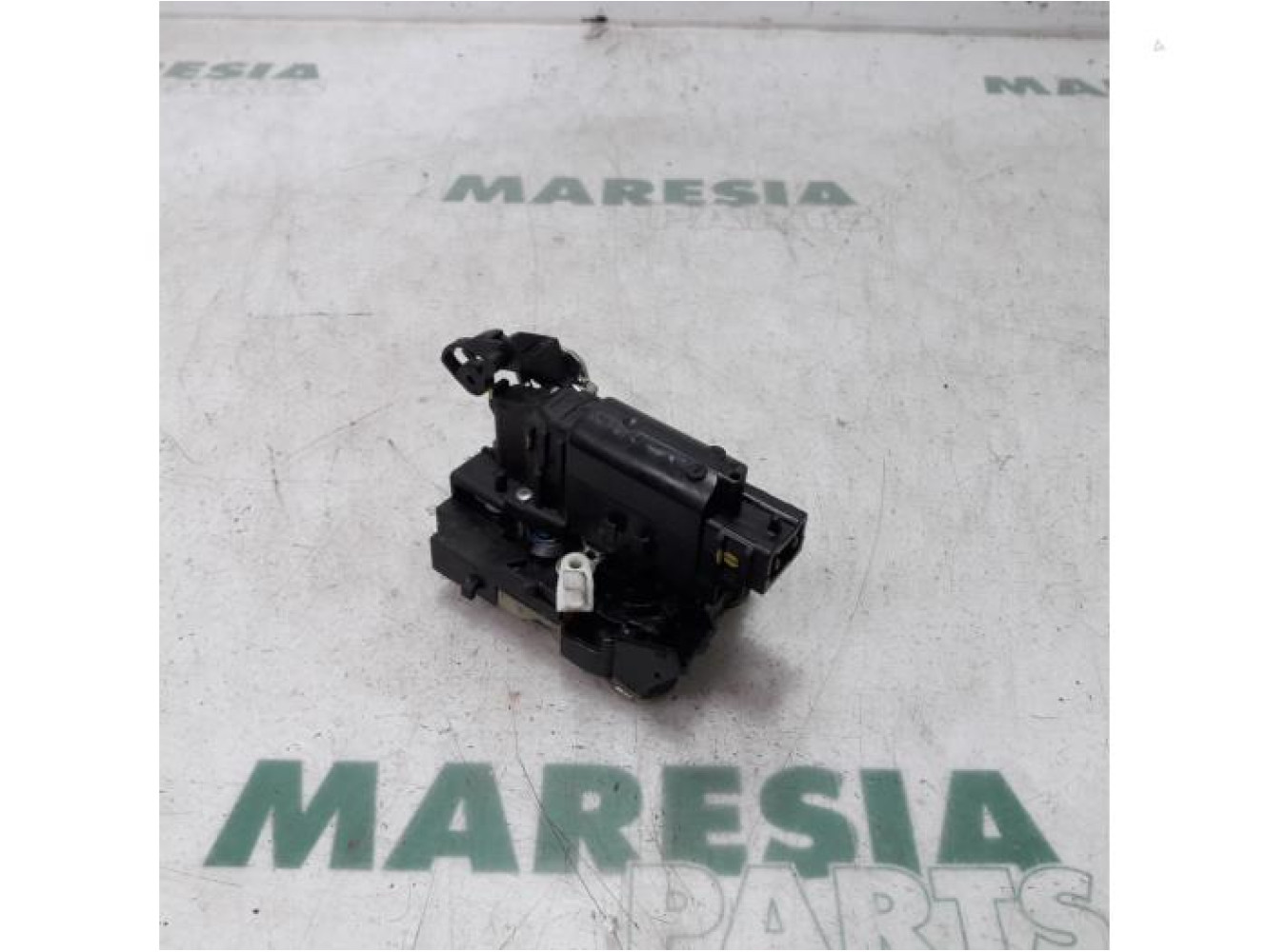 Dacia - Lodgy - Rear door mechanism 4-door, right