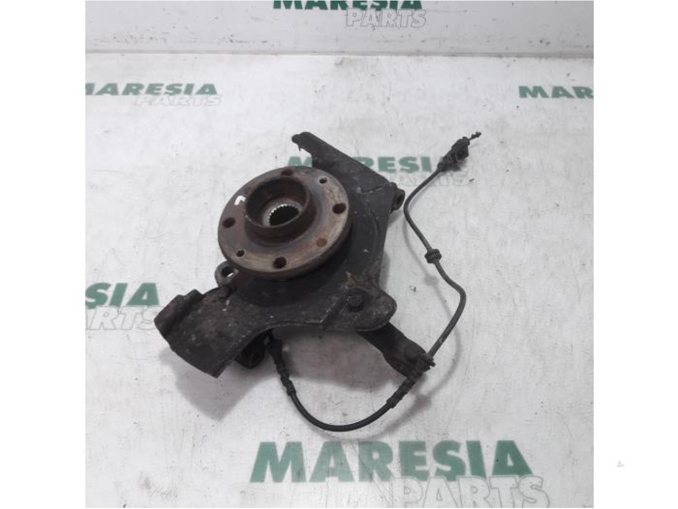 Alfa Romeo - Mito - Achsschenkel links vorne