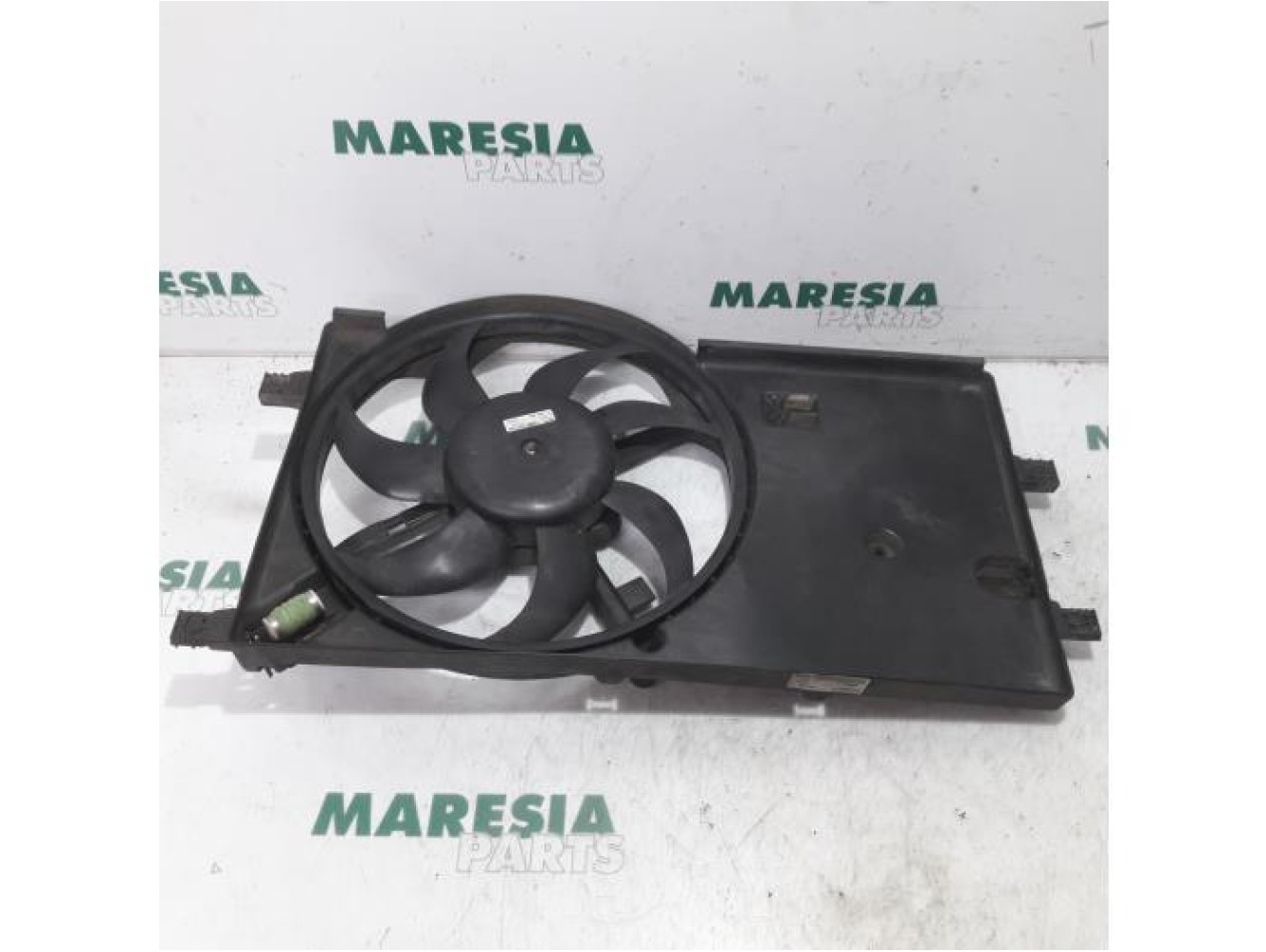 Peugeot - Bipper - Fan motor