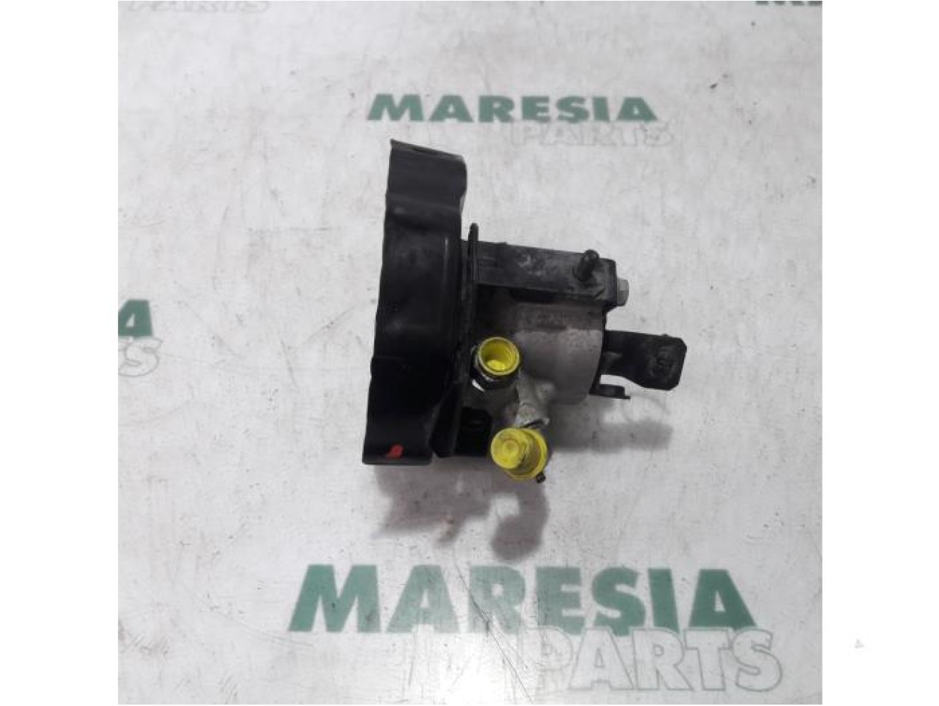 Peugeot - Bipper - Power steering pump
