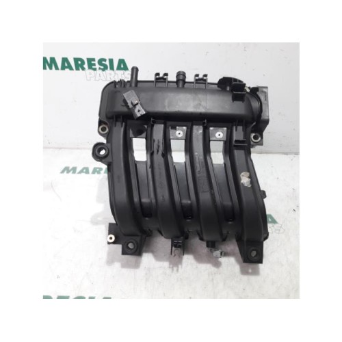 Renault - Clio - Intake manifold