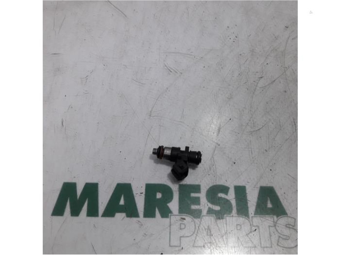 Renault - Clio - Injector (petrol injection)