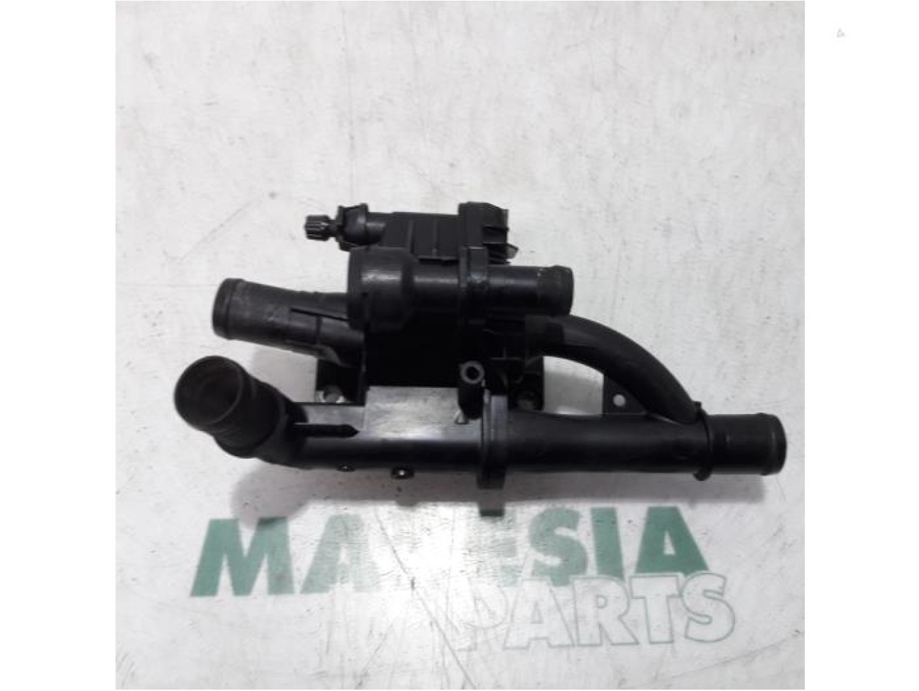 Citroen - C3 Picasso - Thermostat housing