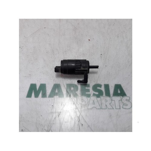 Peugeot - Bipper - Windscreen washer pump