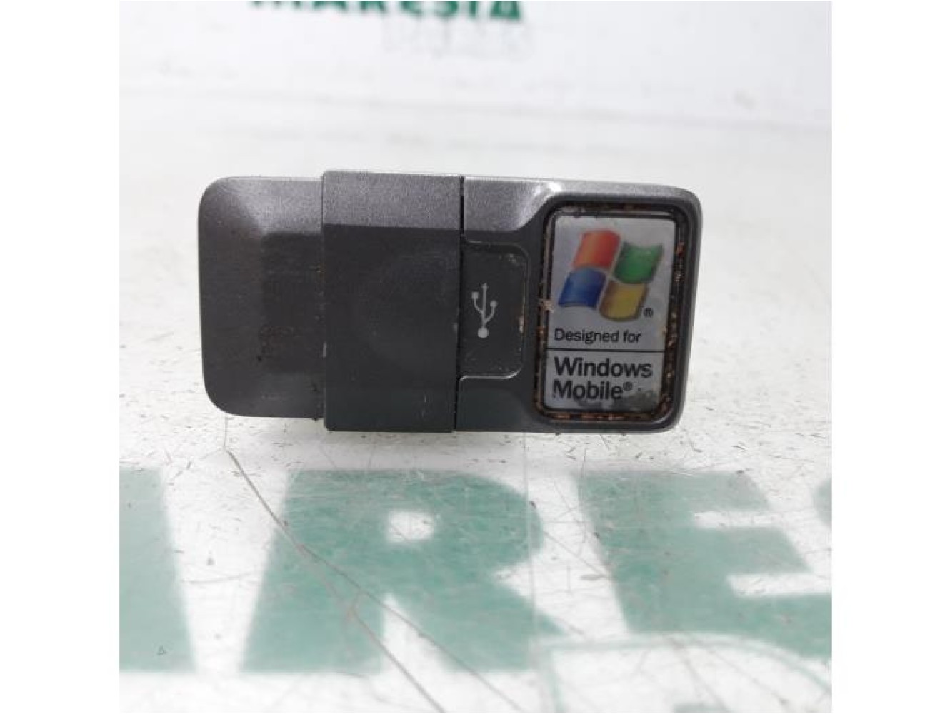 Fiat - Punto - AUX / USB connection