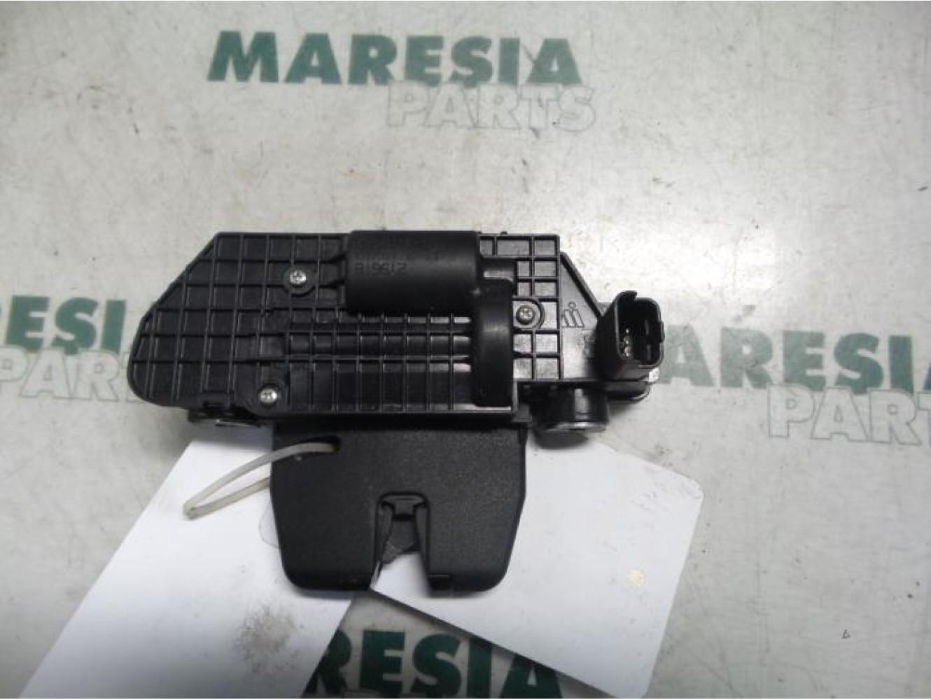 Citroen - C3 - Tailgate lock mechanism