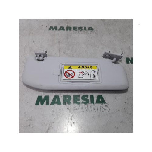 Peugeot - 208 - Sun visor