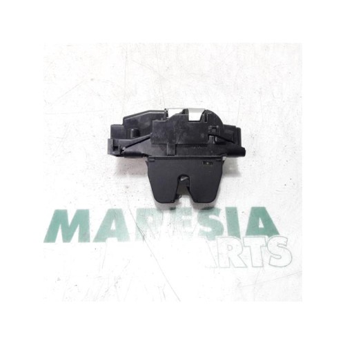 Citroen - C3 Picasso - Tailgate lock mechanism