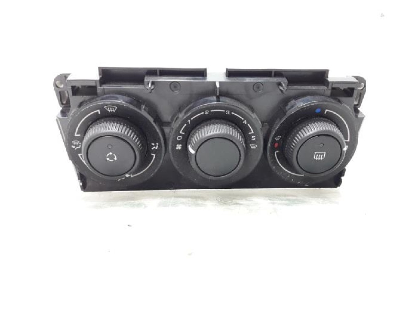 Citroen - C3 Picasso - Heater control panel