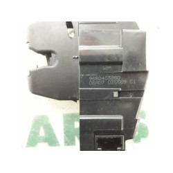 Peugeot - 308 - Tailgate lock mechanism