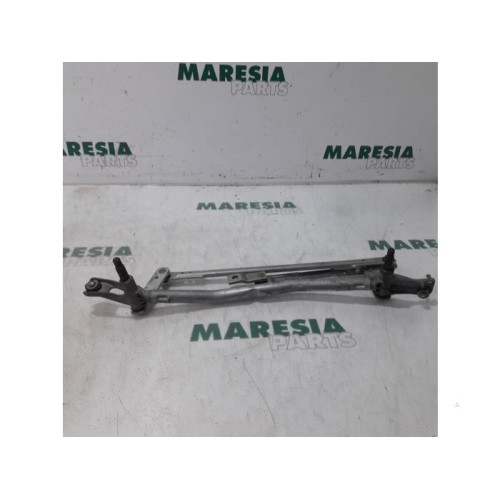 Citroen - Berlingo - Wiper mechanism