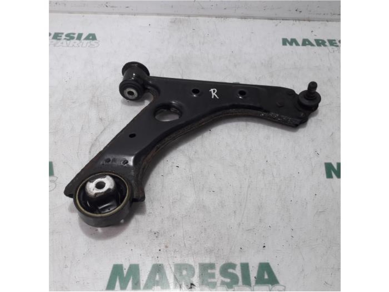 Fiat - Punto - Front lower wishbone, right