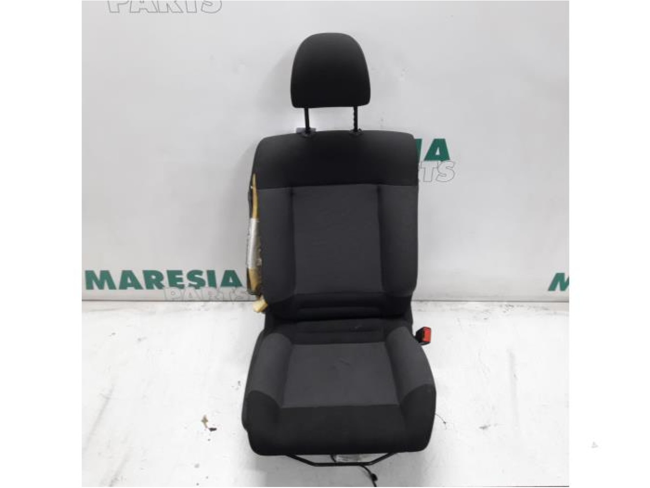 Citroen - C4 Cactus - Seat, right