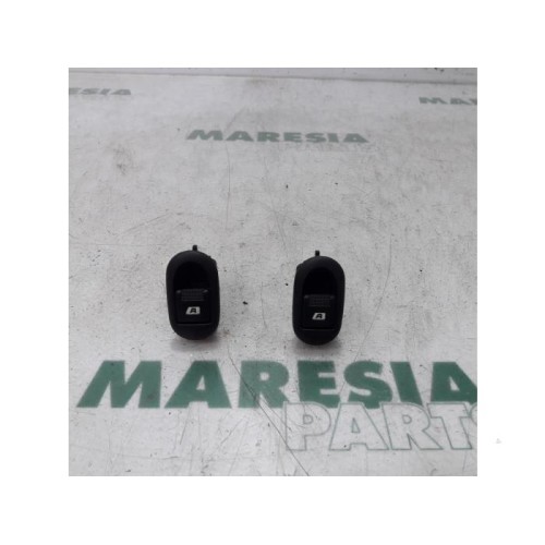 Citroen - Pluriel - Multi-functional window switch
