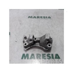 Peugeot - Partner - Engine mount