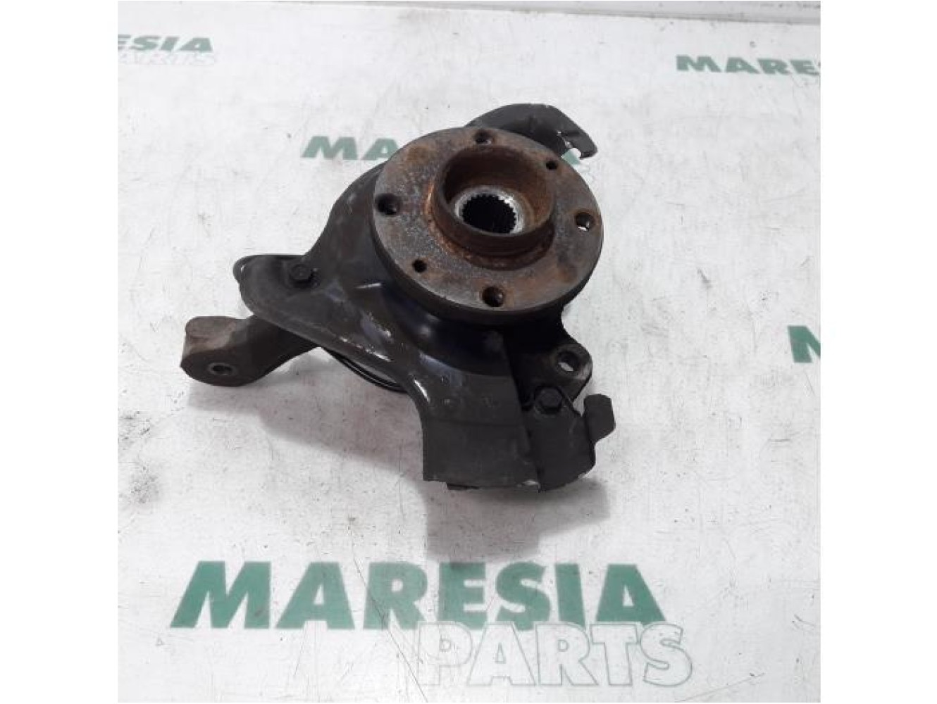 Fiat - Stilo - Knuckle, front right