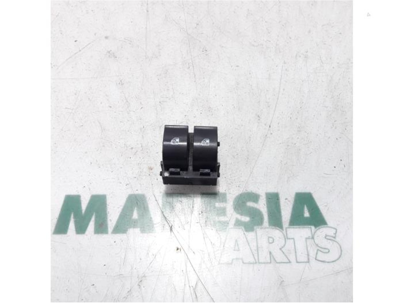 Fiat - Punto - Multi-functional window switch