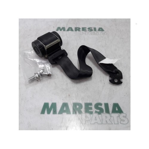Fiat - Punto - Rear seatbelt, right