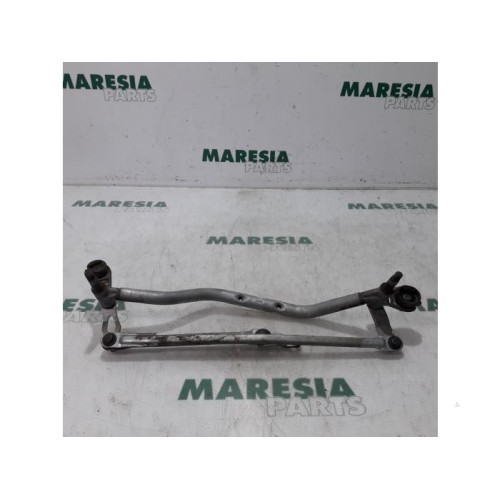 Citroen - C3 Picasso - Wiper mechanism