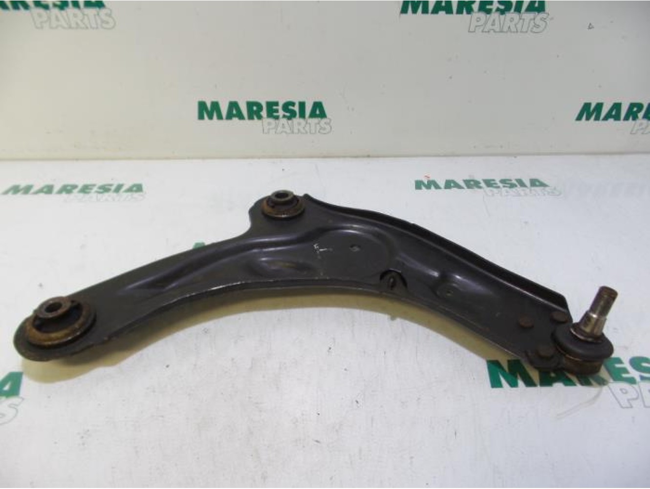 Renault - Espace - Front lower wishbone, right