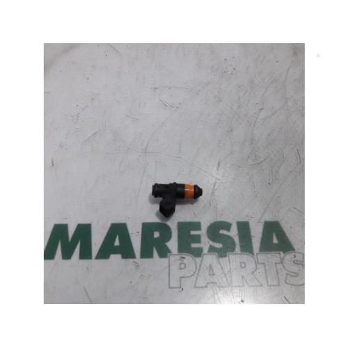 Renault - Clio - Injector (petrol injection)