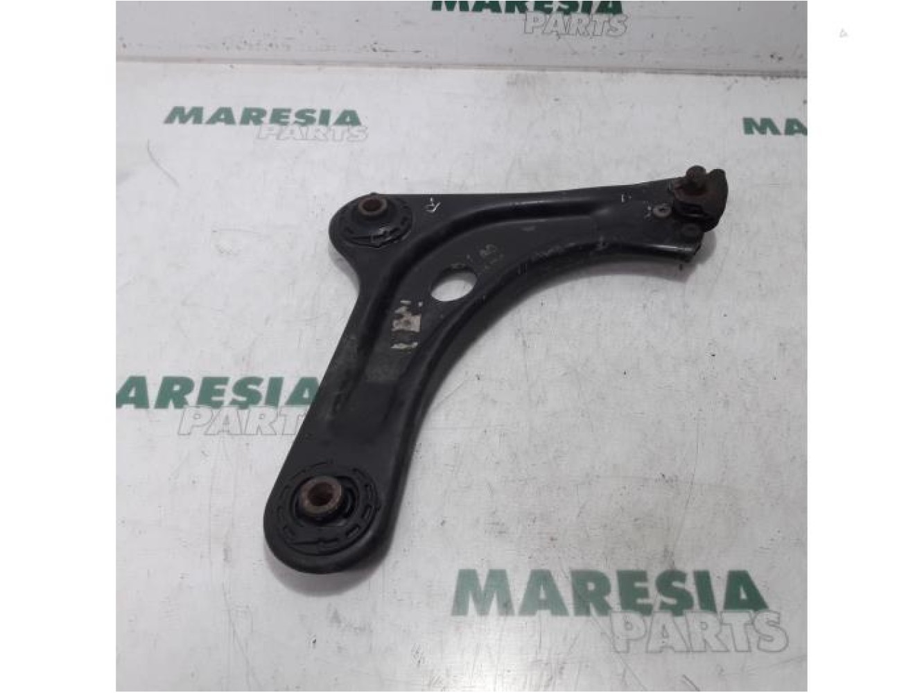 Citroen - Pluriel - Front lower wishbone, right