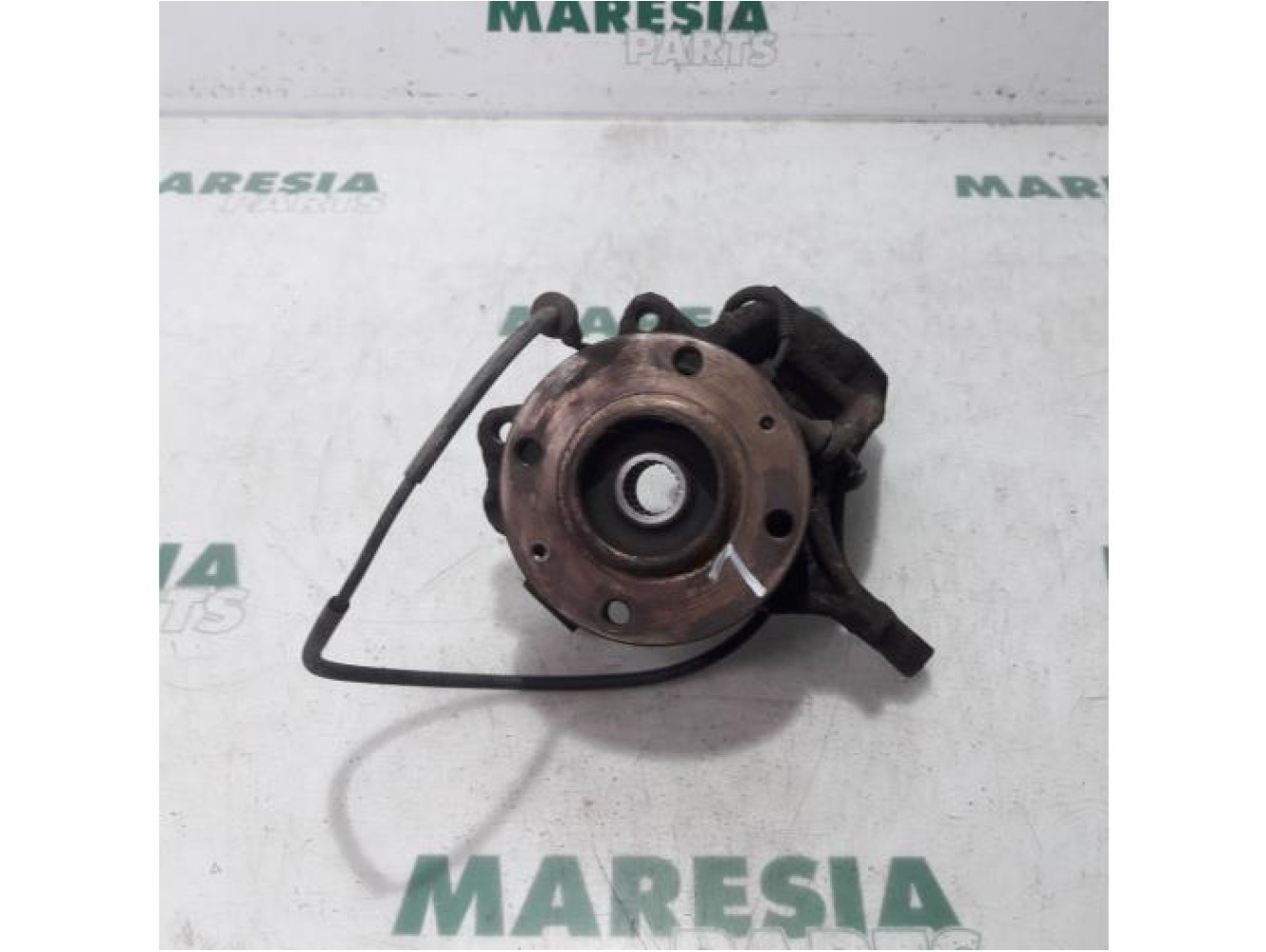 Citroen - Pluriel - Fusee links-voor
