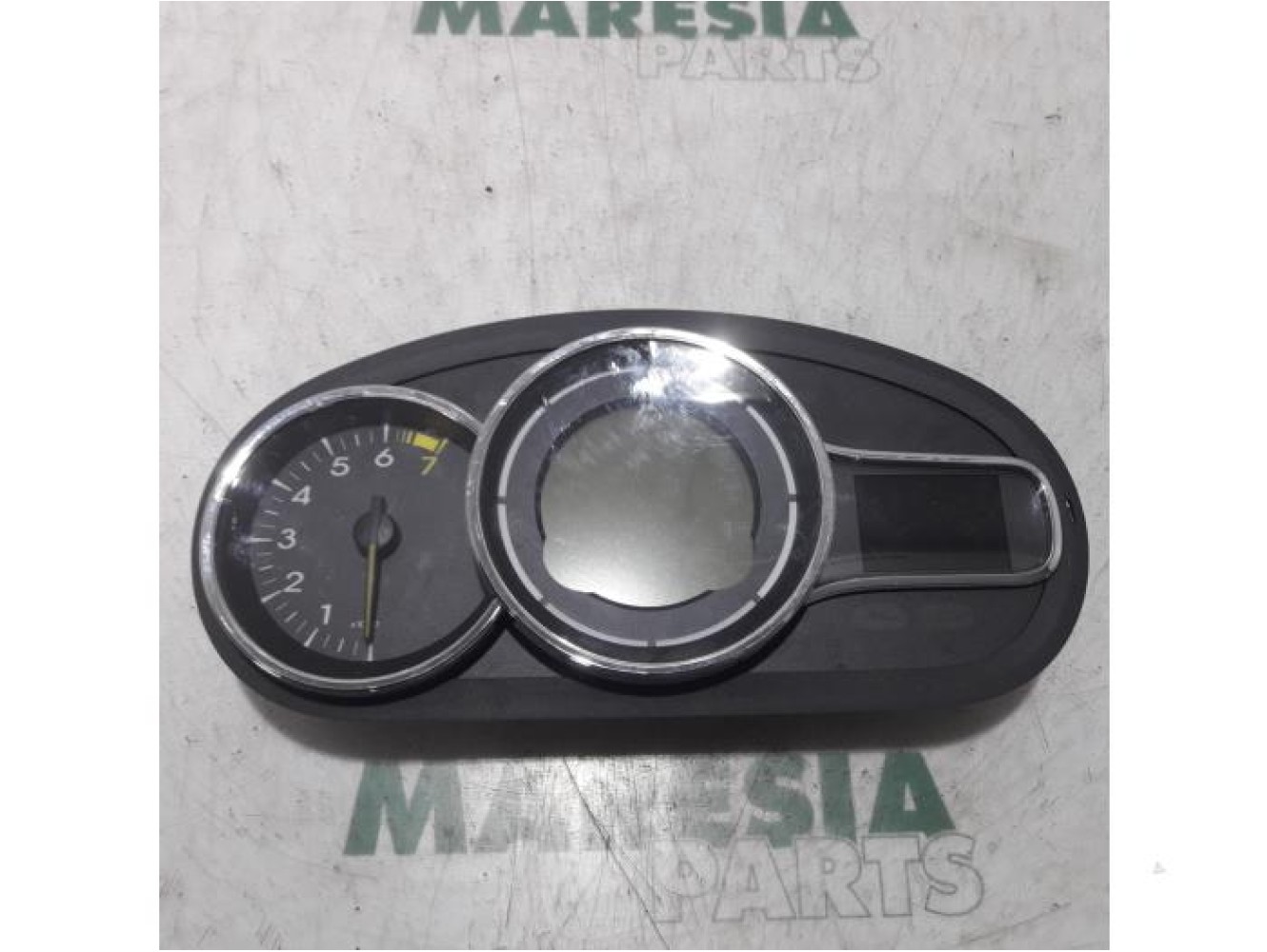 Renault - Megane - Instrument panel