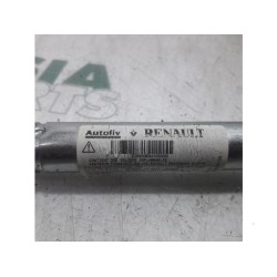 Renault - Megane - Tendeur de ceinture droit