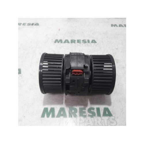 Renault - Megane - Heating and ventilation fan motor