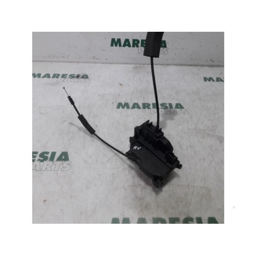 Renault - Megane - Front door lock mechanism 4-door, right