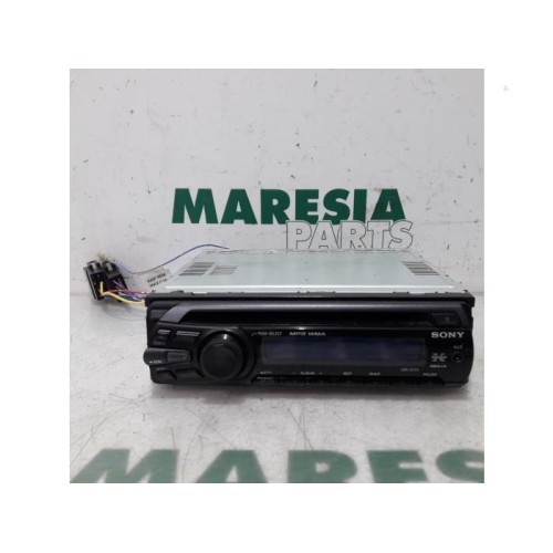 Miscellaneous - Miscellaneous - Radio/CD player (miscellaneous)