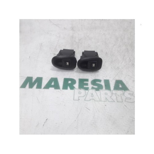 Citroen - Pluriel - Multi-functional window switch