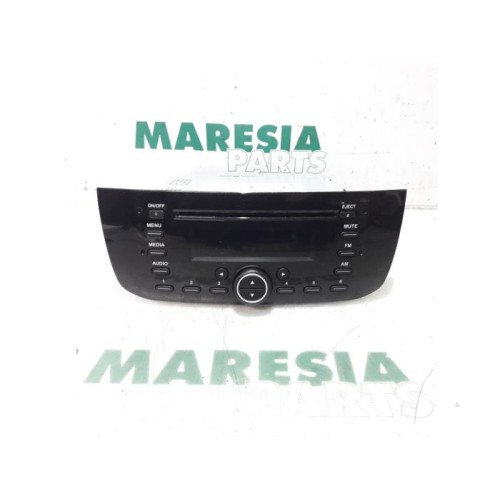 Fiat - Punto - Radio CD player