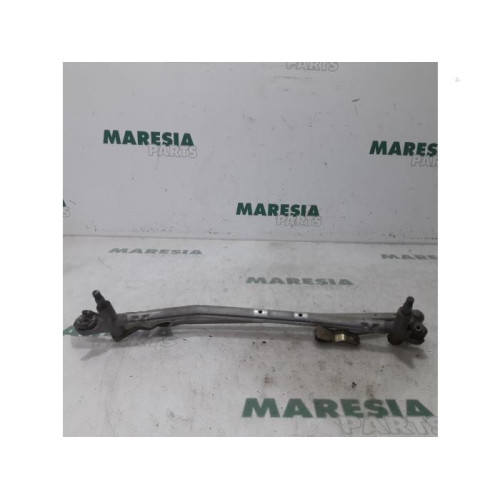 Citroen - Pluriel - Wiper mechanism