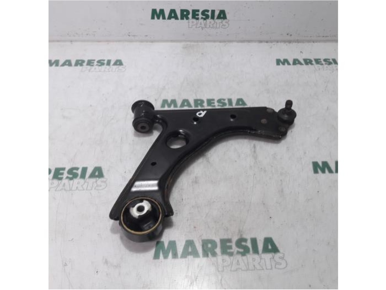 Fiat - Punto - Front lower wishbone, right