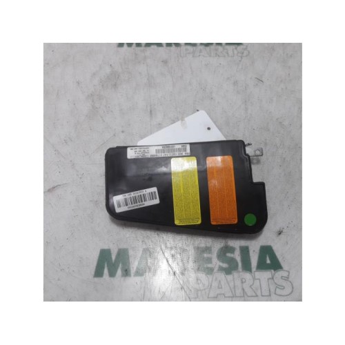 Lancia - Thesis - Seat airbag (seat)