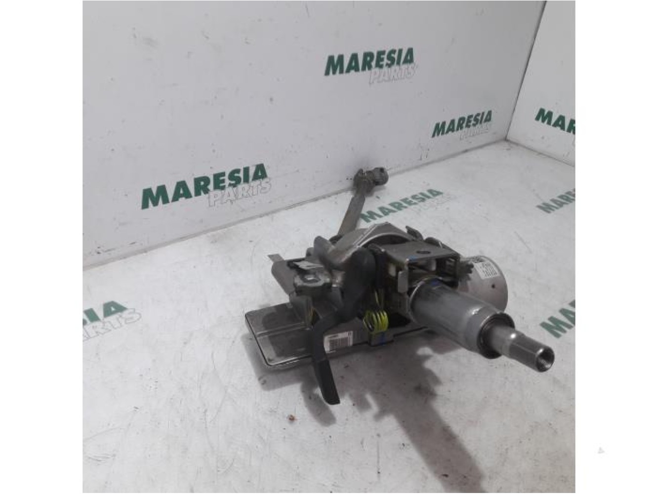 Fiat - Punto - Steering column housing